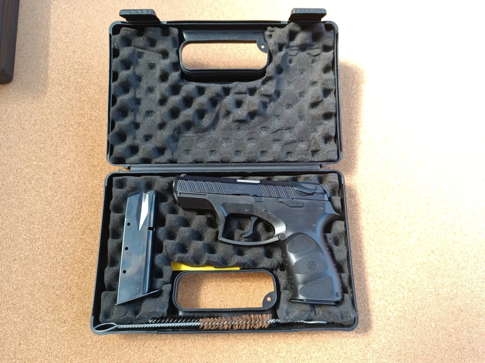 CZ G2000