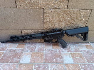 Puška samonabíjecí GIS AR15